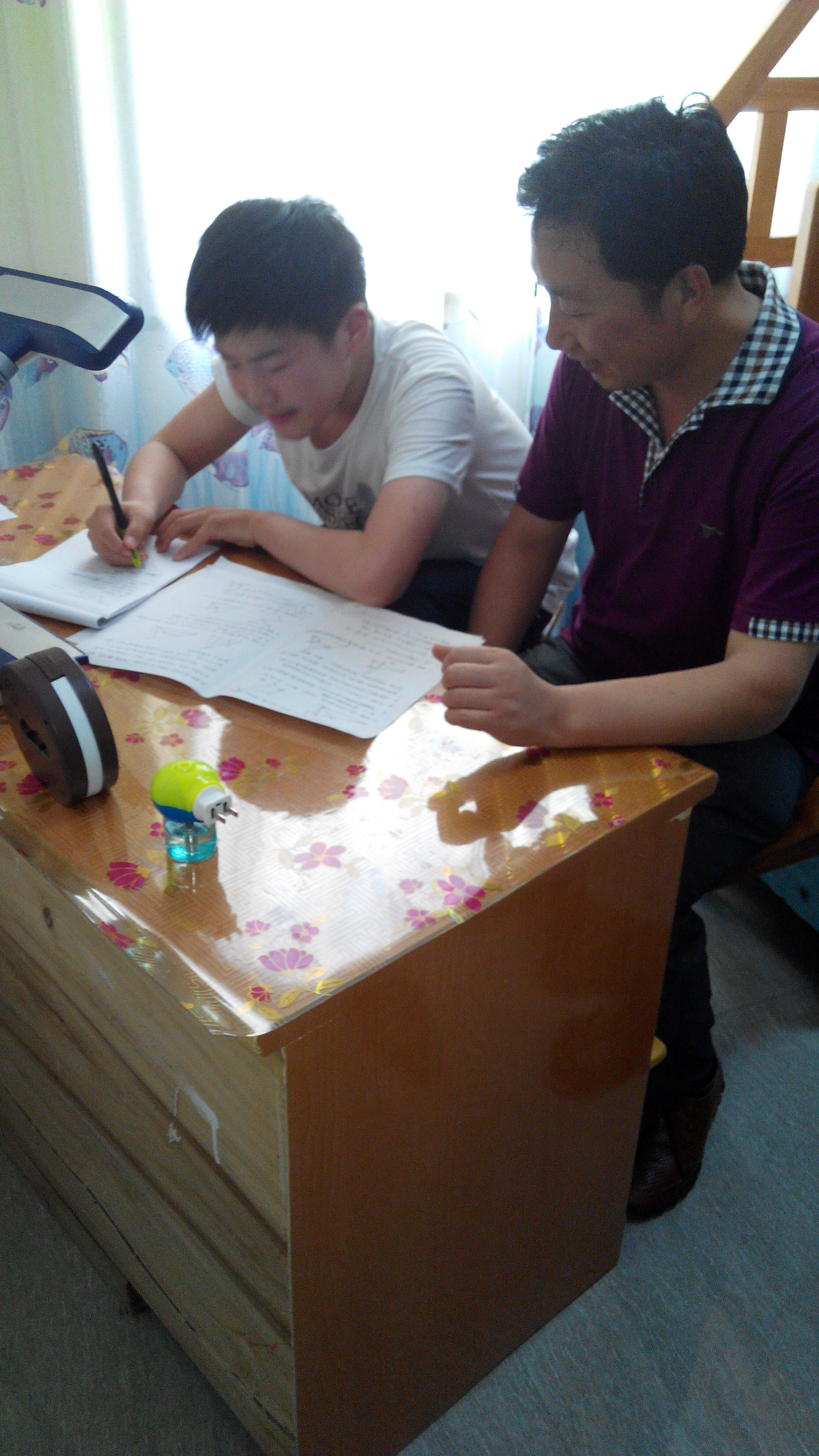 梁同学梁同学初中数学解题技巧，补习初中数学