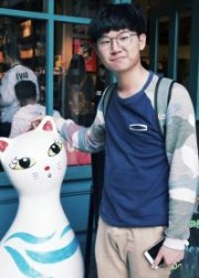 初中文综家教何明泽
